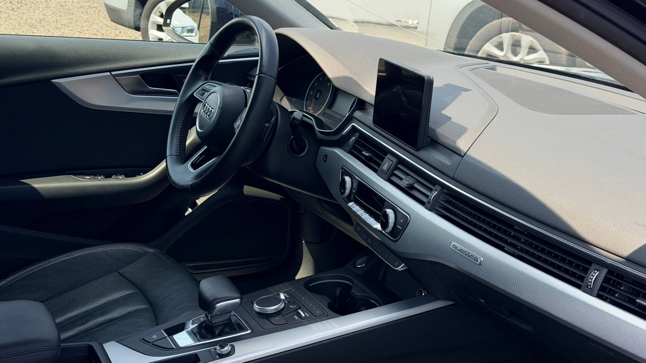 AUDI A4 PREMIUM 2016