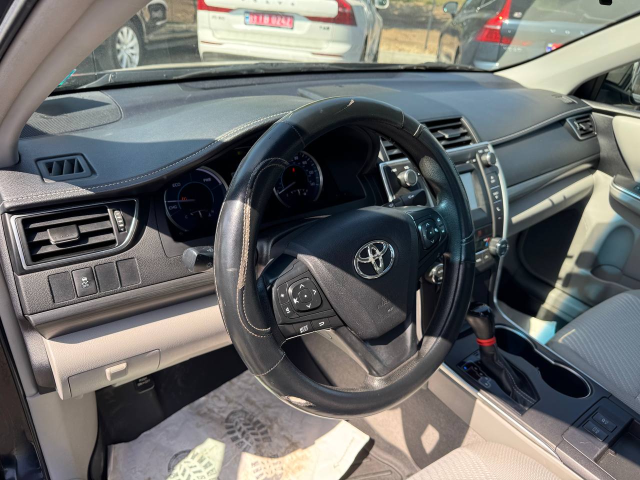 TOYOTA CAMRY HYBRID LE 2016