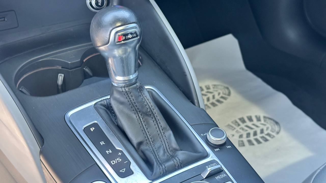 AUDI A3 PREMIUM 2017