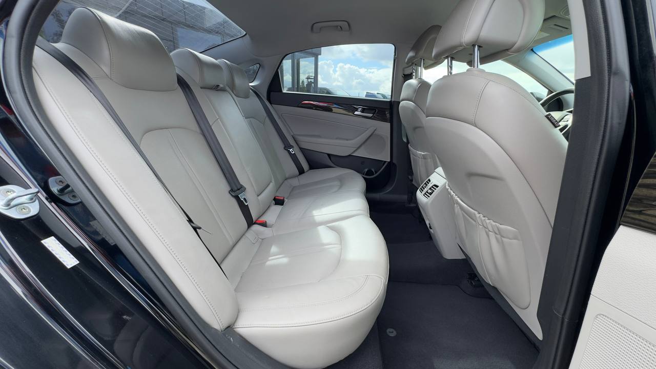HYUNDAI SONATA PLUG-IN HYBRID LIMITED 2015