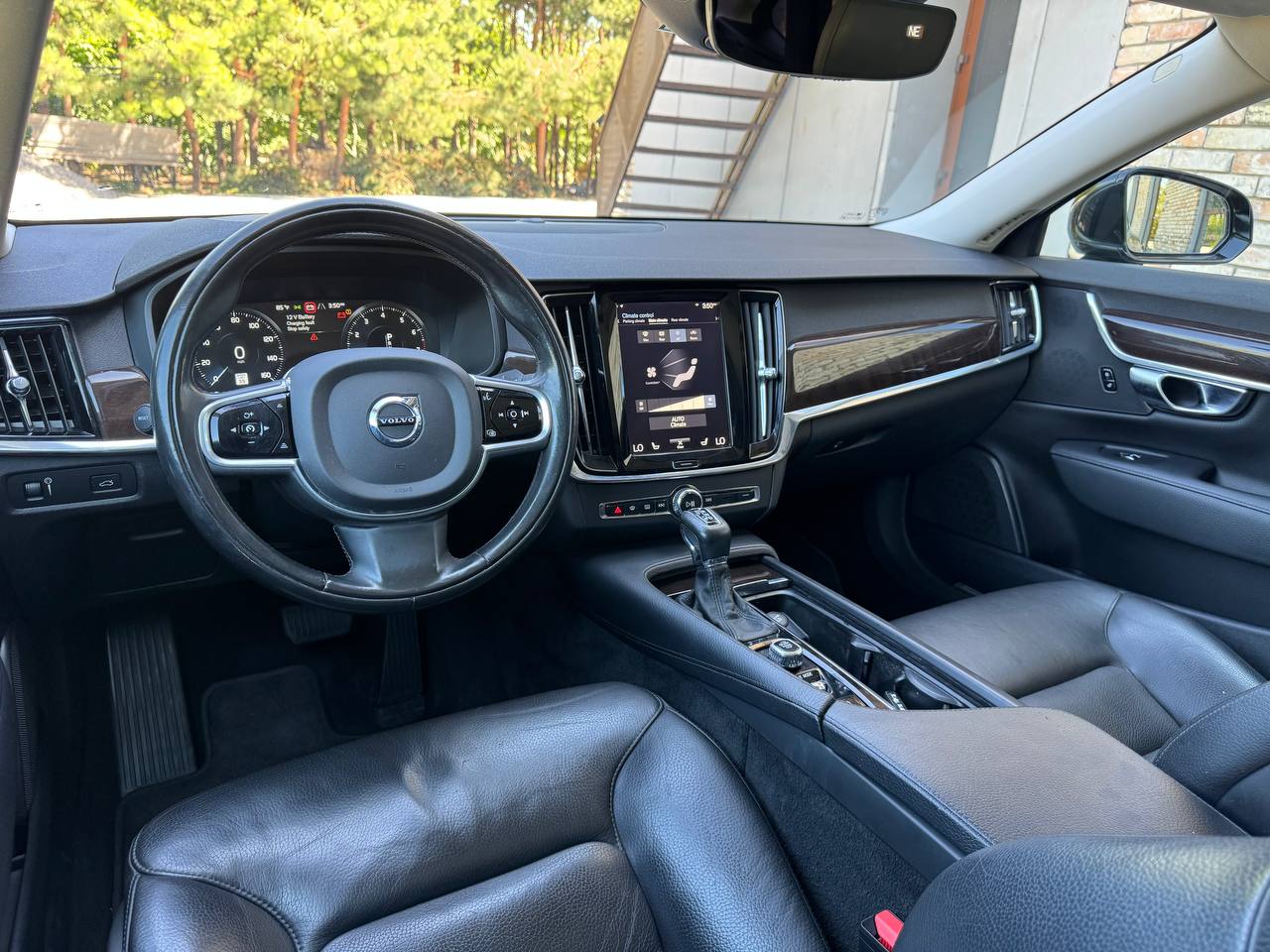 VOLVO S90 T5 MOMENTUM 2017