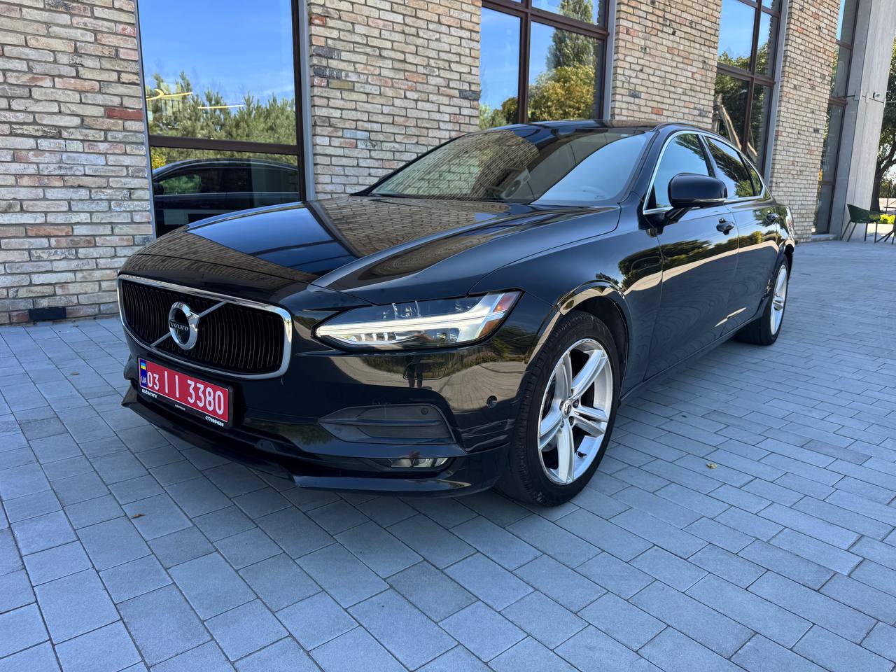 VOLVO S90 T5 MOMENTUM 2017