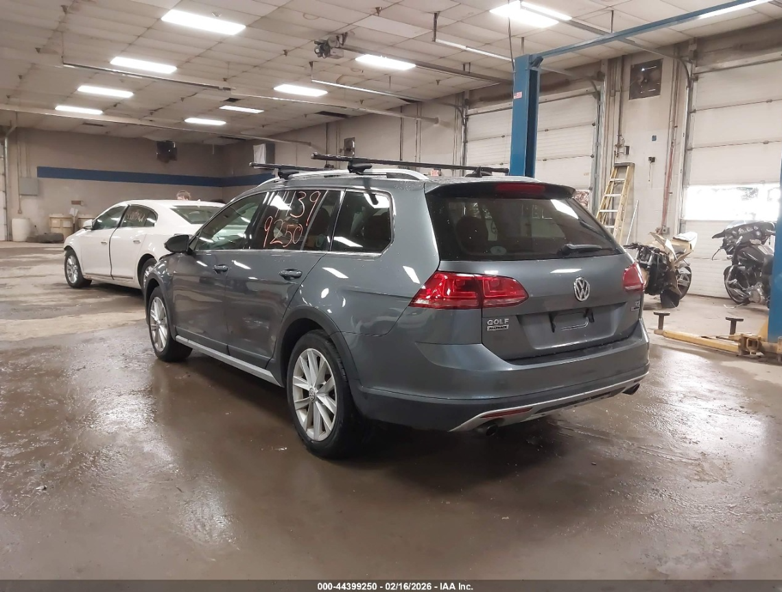 VOLKSWAGEN GOLF ALLTRACK 2017