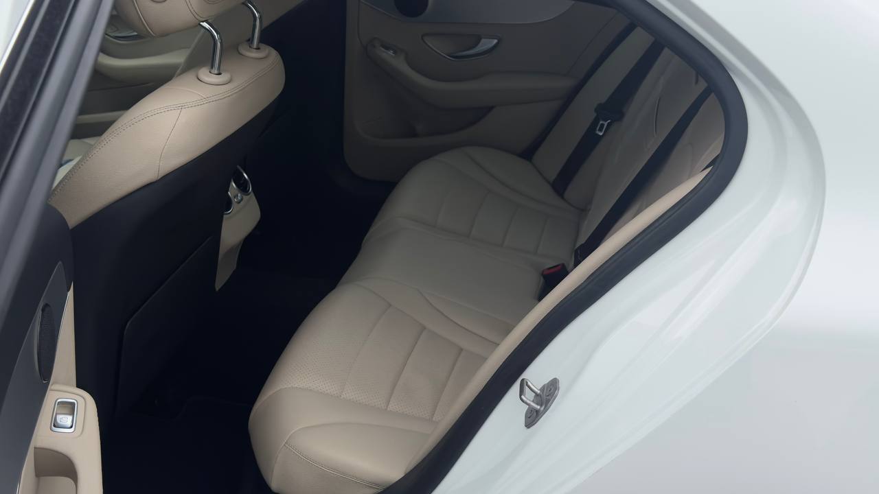 MERCEDES-BENZ C 300 2016