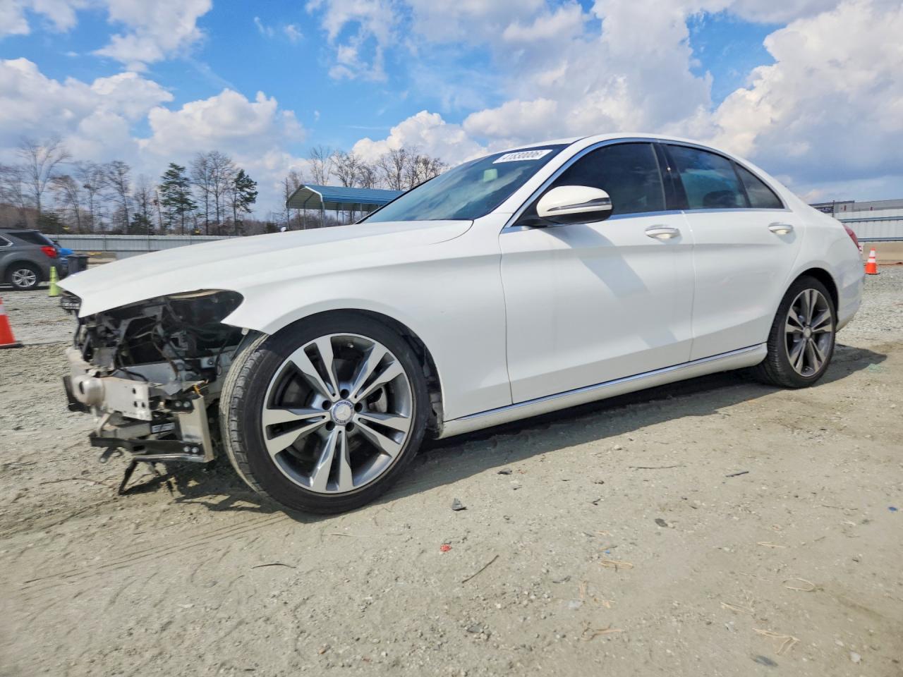 MERCEDES-BENZ C 300 2016