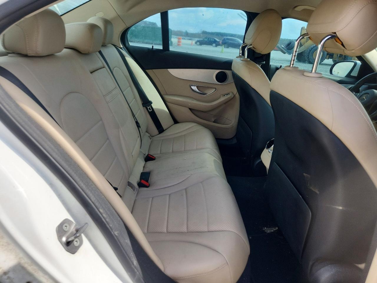 MERCEDES-BENZ C 300 2016