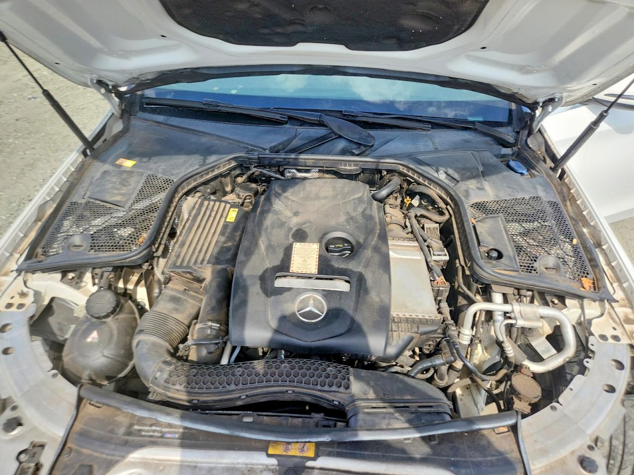 MERCEDES-BENZ C 300 2016