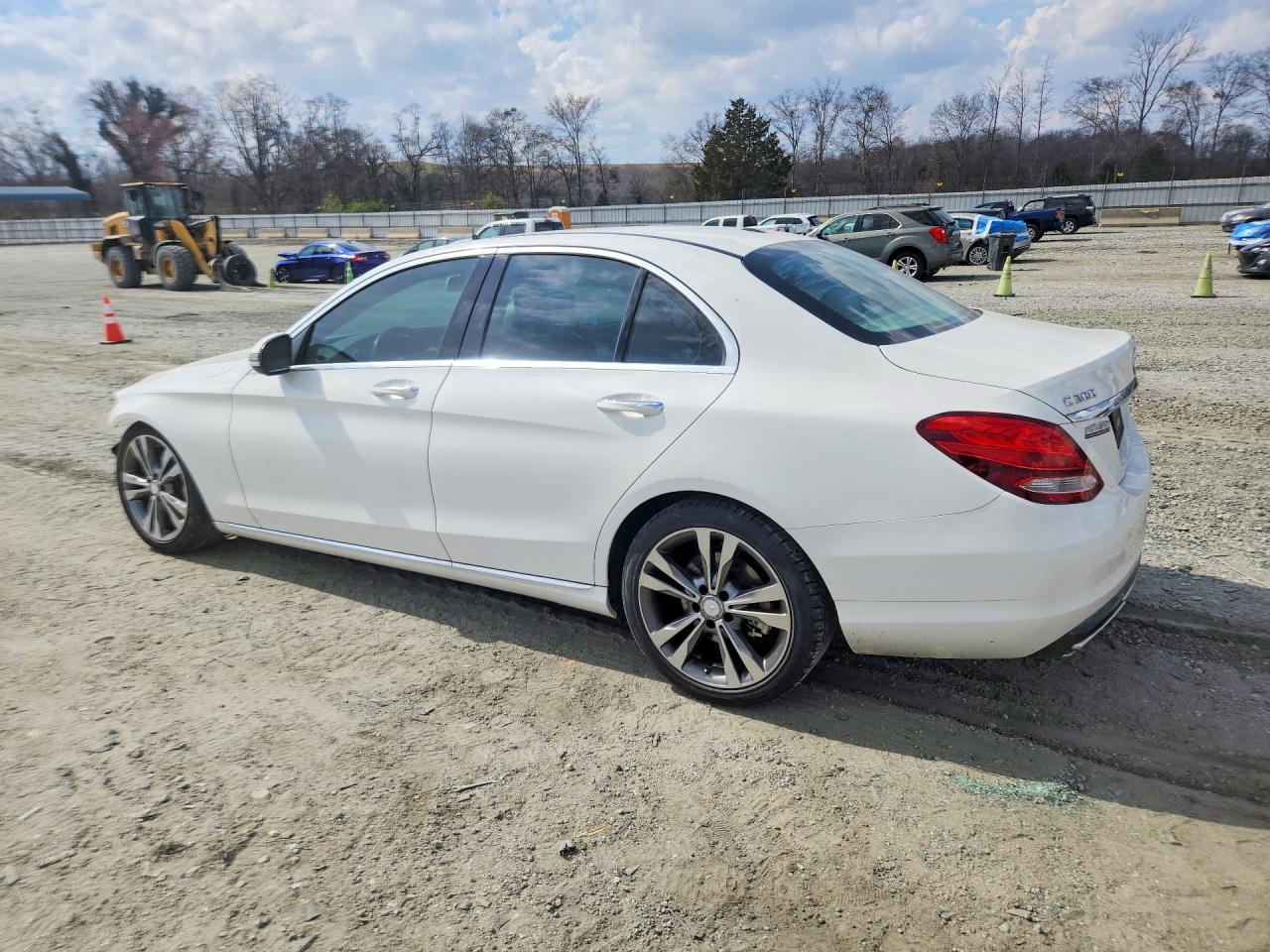 MERCEDES-BENZ C 300 2016