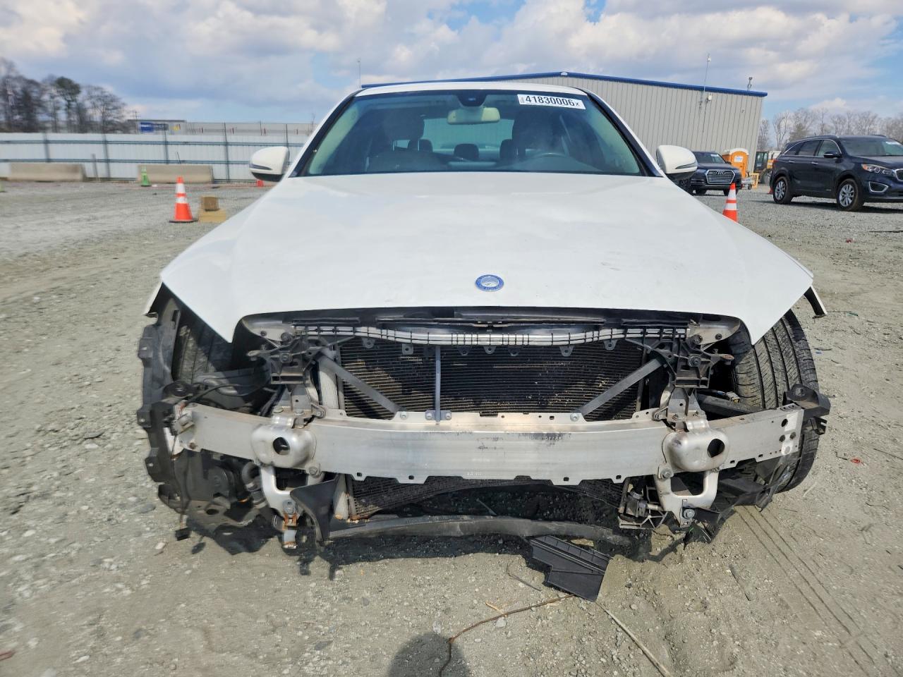 MERCEDES-BENZ C 300 2016