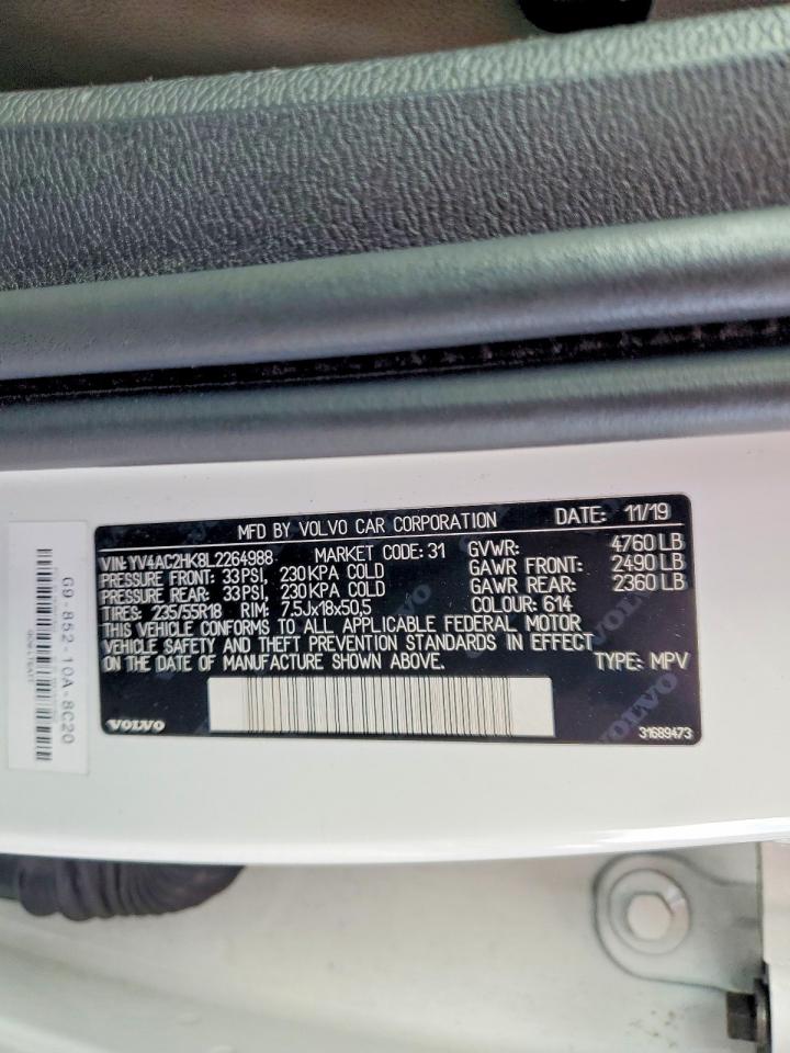 VOLVO XC40 T4 MOMENTUM 2019