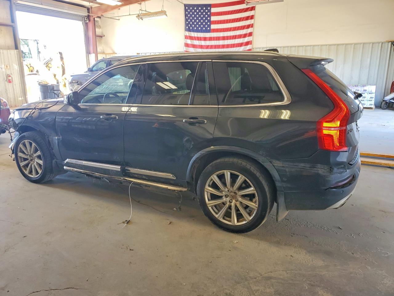 VOLVO XC90 T6 2018