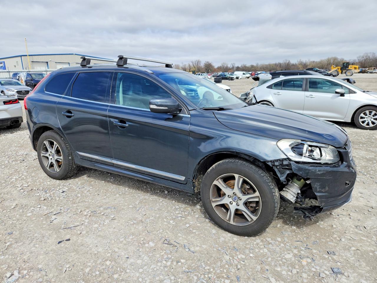 VOLVO XC60 T6 2013
