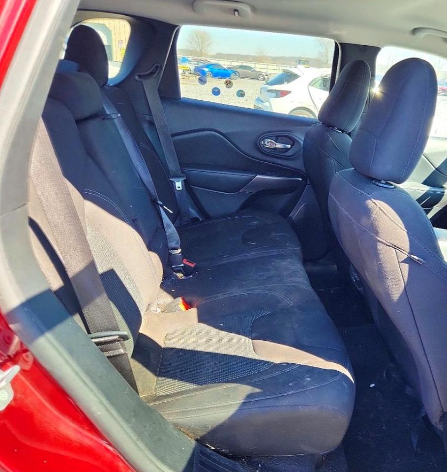 JEEP CHEROKEE LATITUDE 2019
