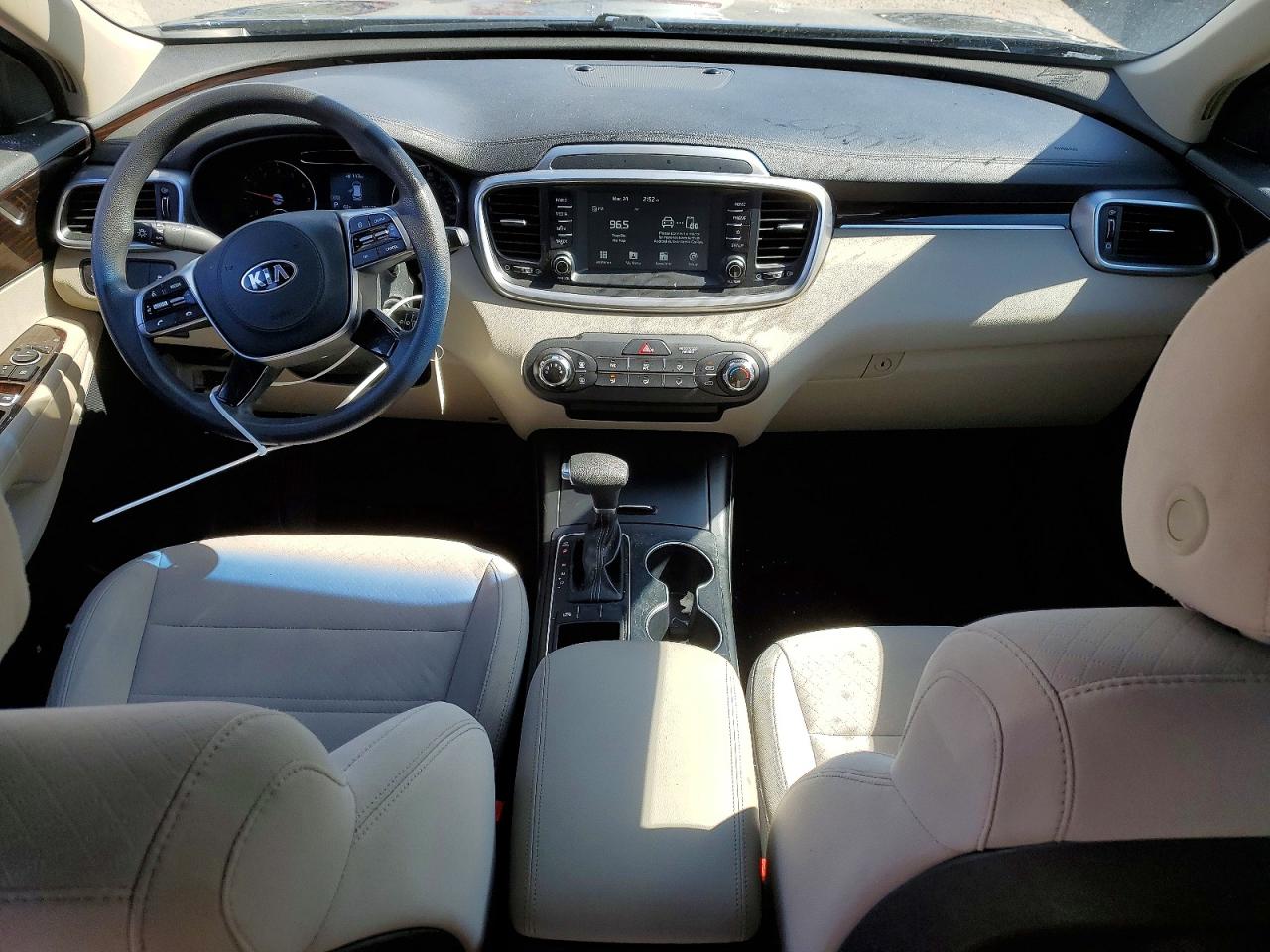 KIA SORENTO LX 2018