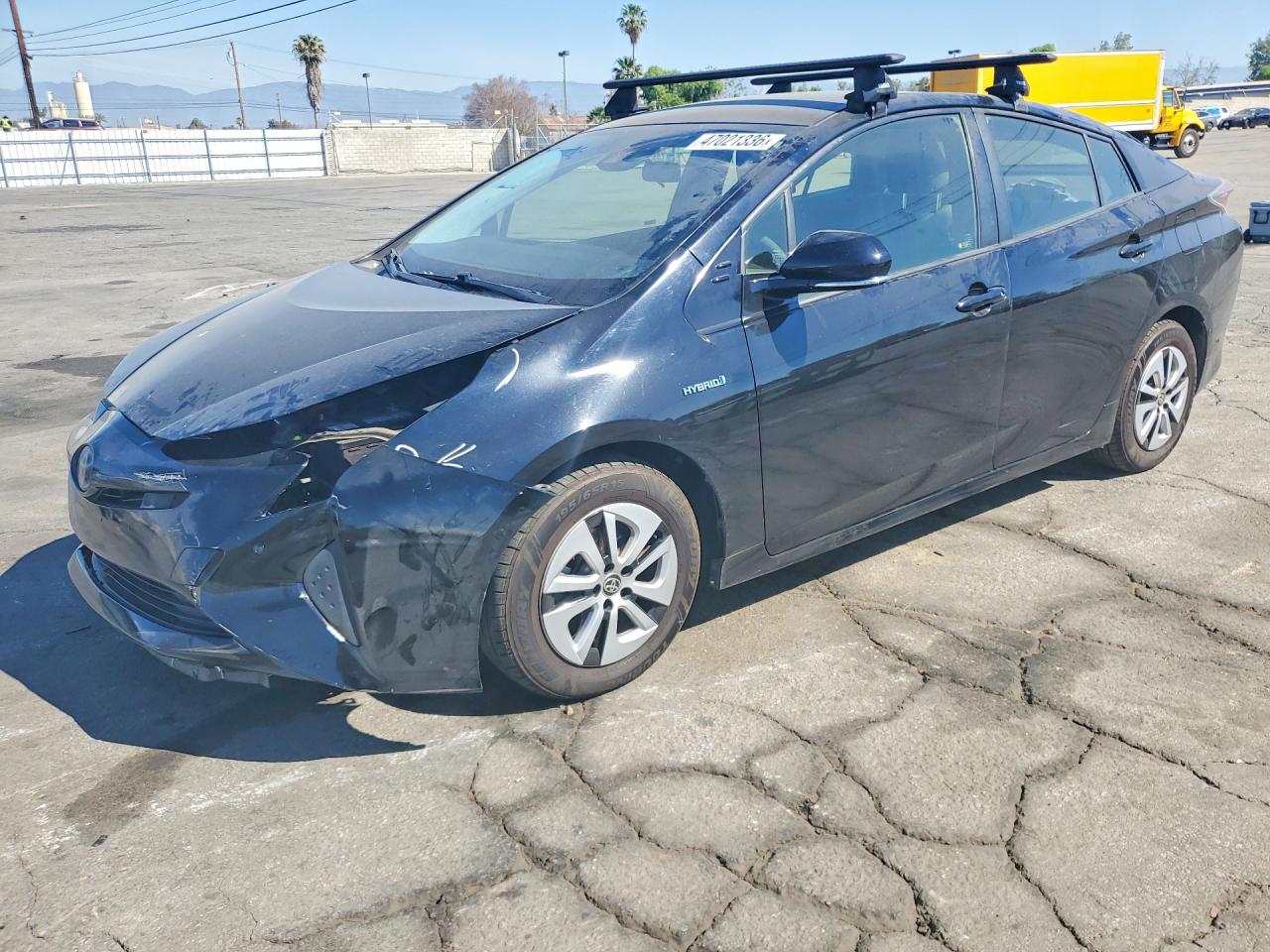 TOYOTA PRIUS TWO 2017