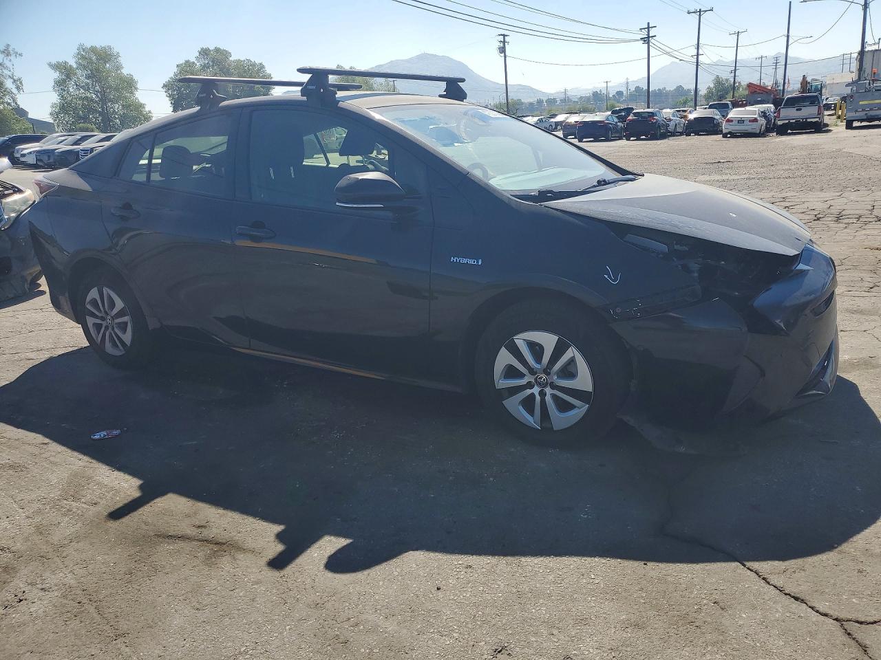 TOYOTA PRIUS TWO 2017