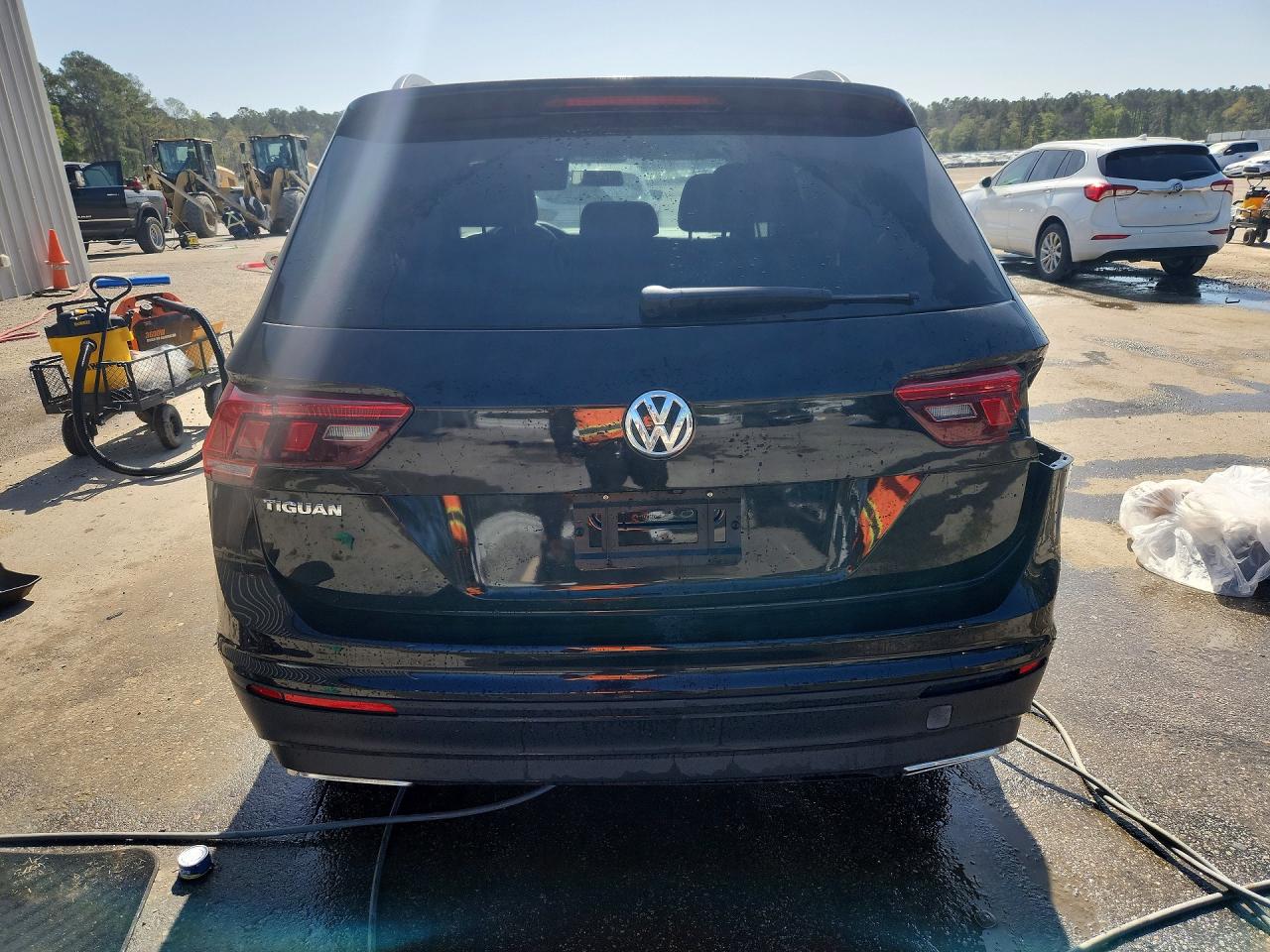 VOLKSWAGEN TIGUAN S 2019
