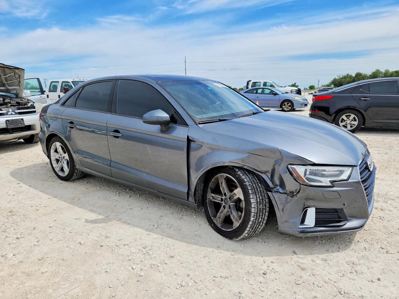 AUDI A3 PREMIUM 2016