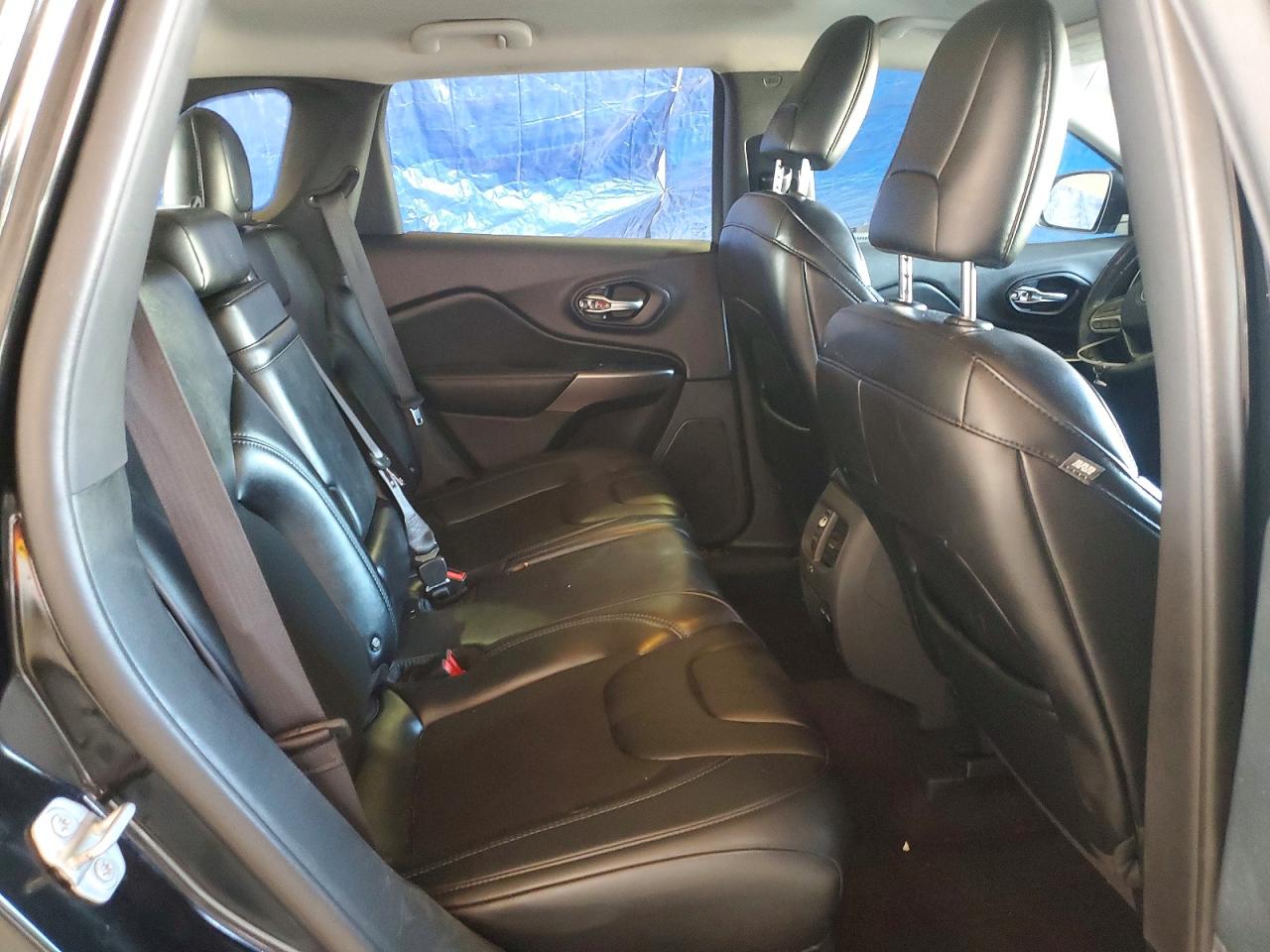 JEEP CHEROKEE LATITUDE PLUS 2018