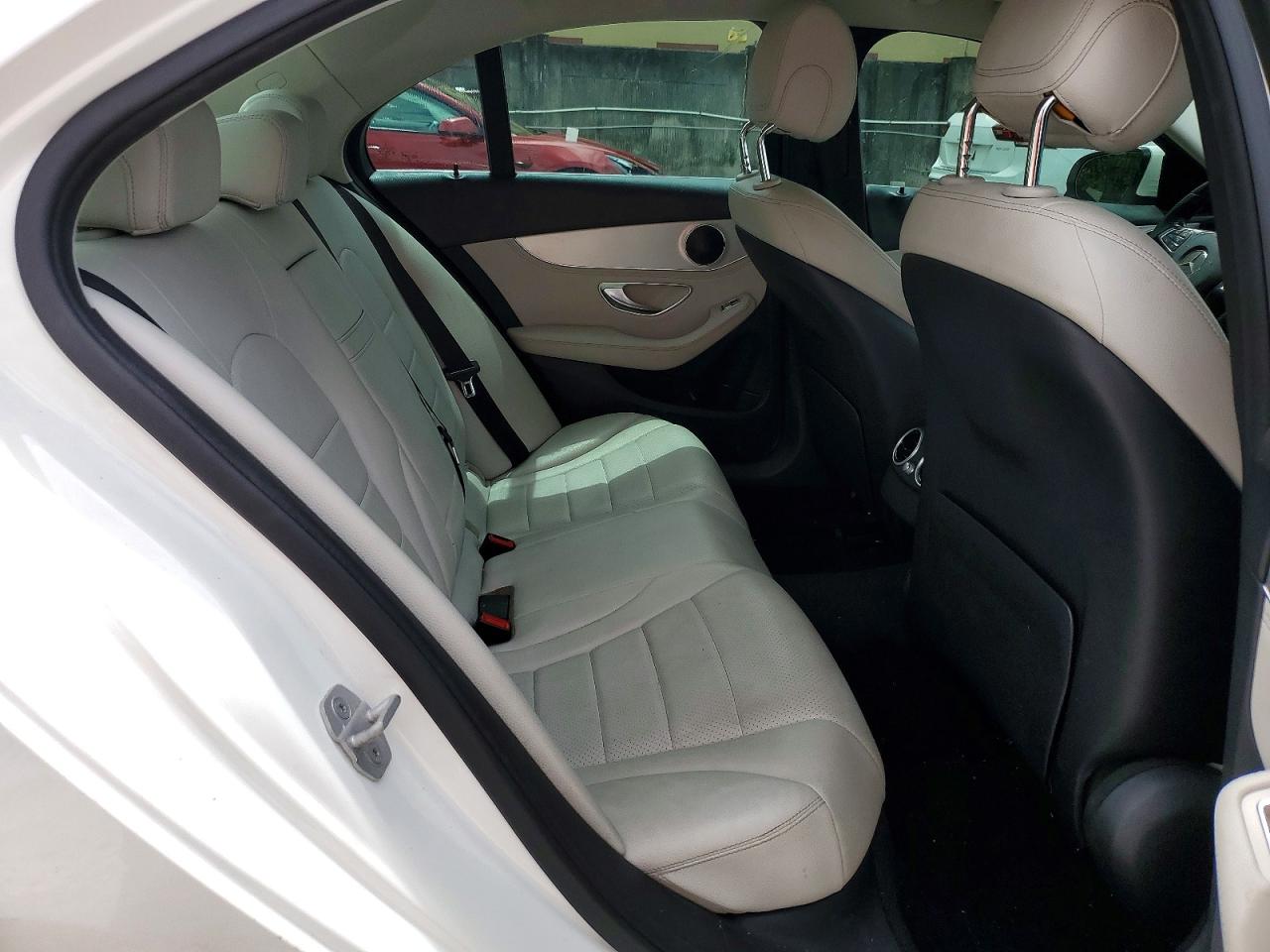 MERCEDES-BENZ C 300 4MATIC 2014