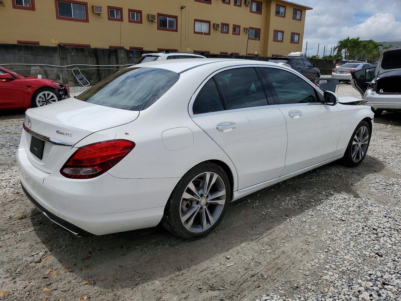 MERCEDES-BENZ C 300 4MATIC 2014