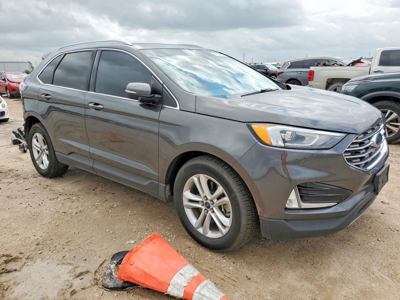 FORD EDGE SEL 2019