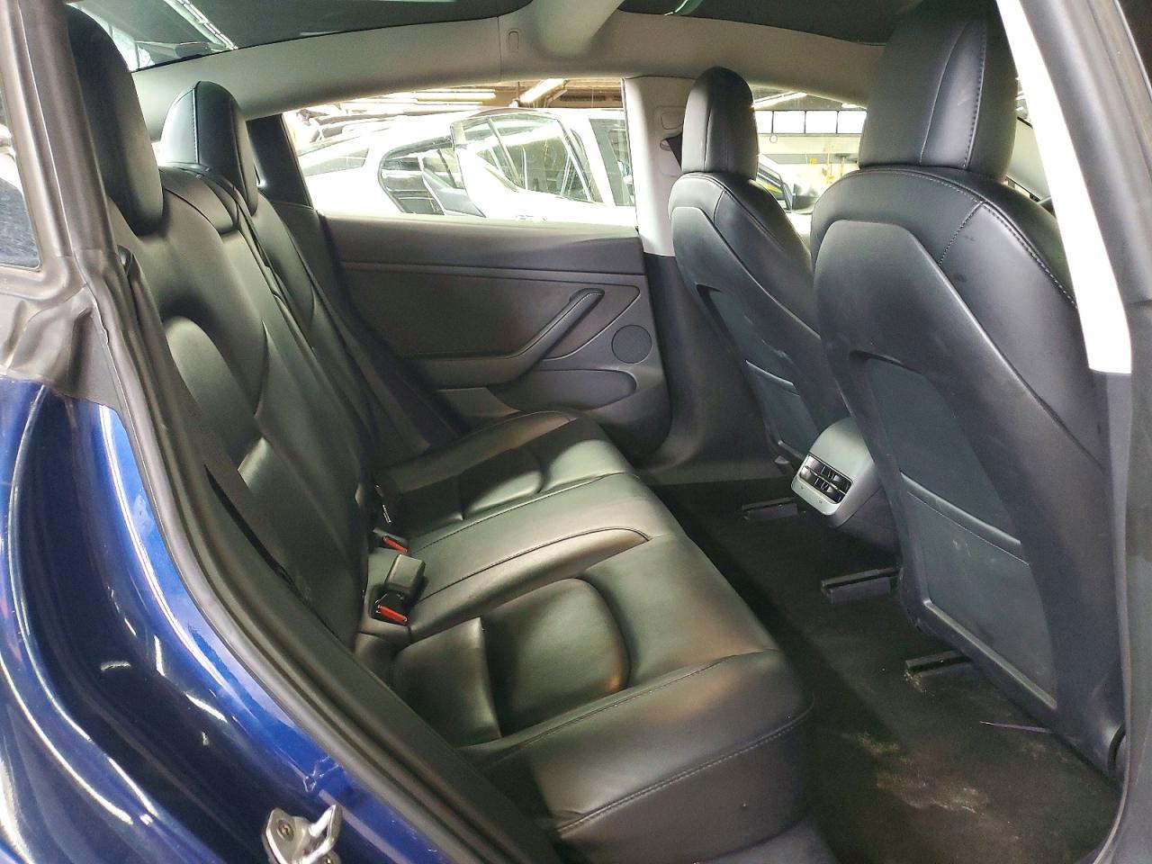 TESLA MODEL 3 RWD 2022