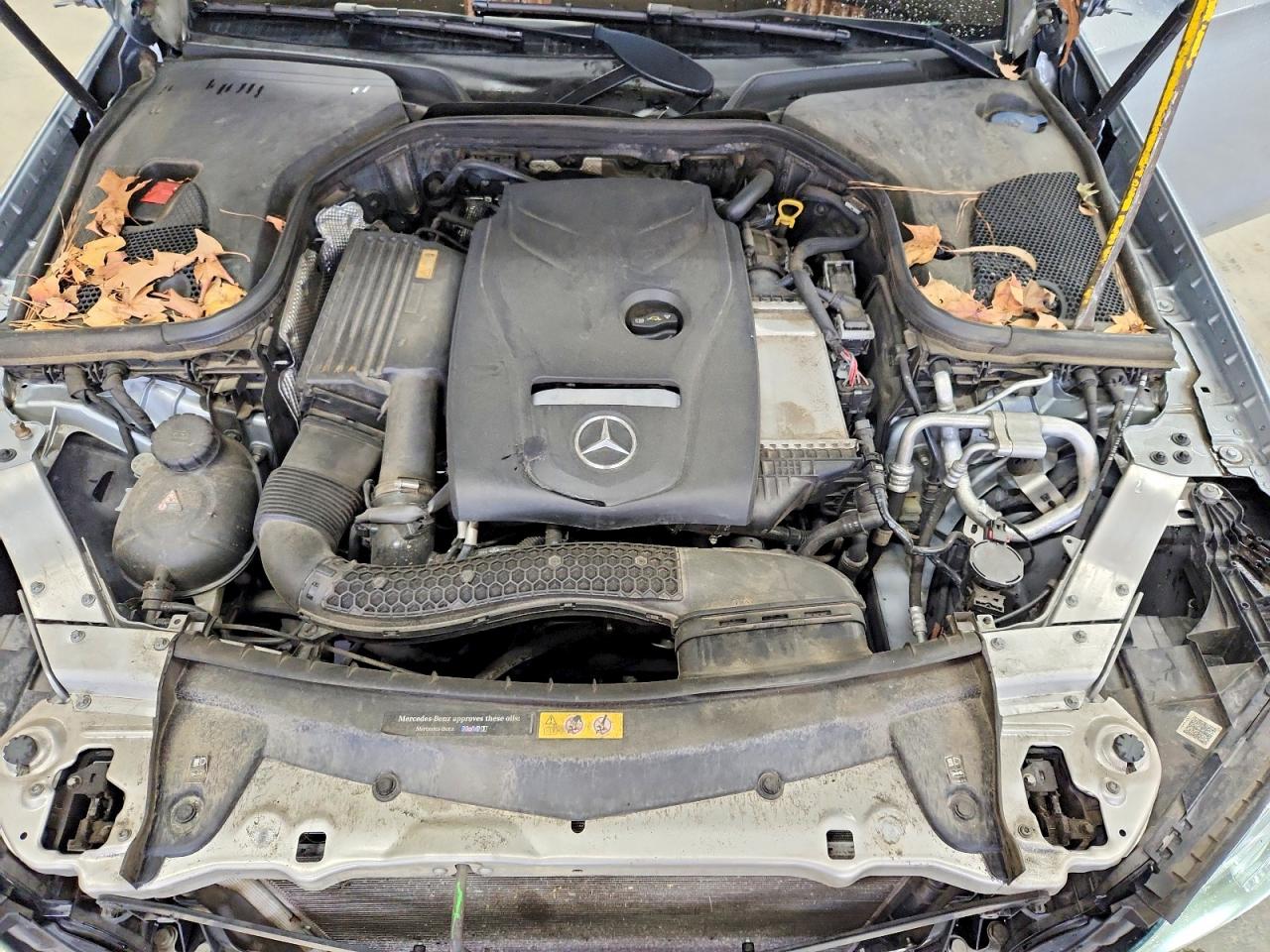 MERCEDES-BENZ E 300 2016