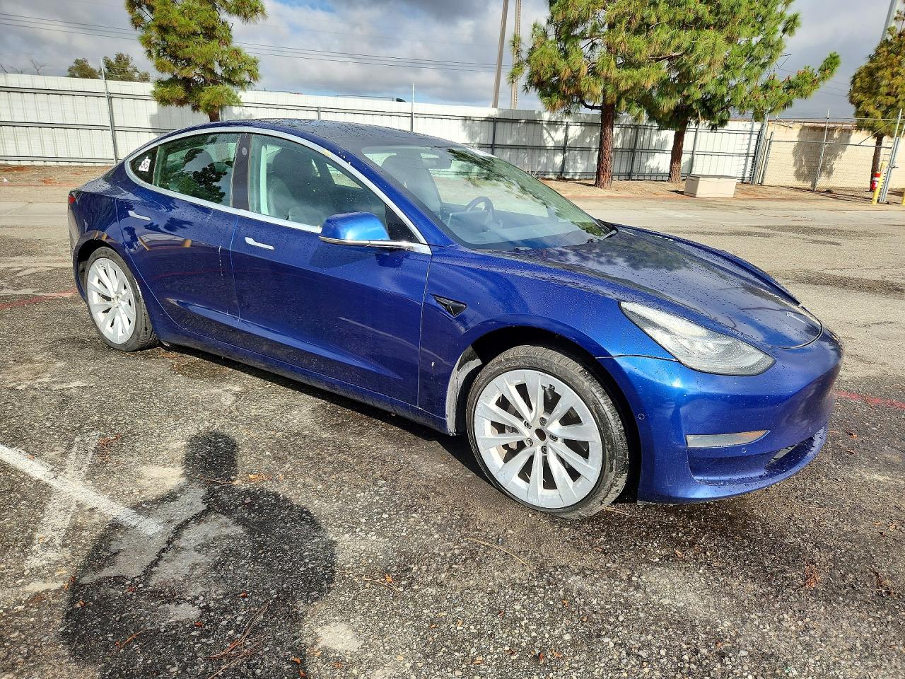 TESLA MODEL 3 RWD 2019