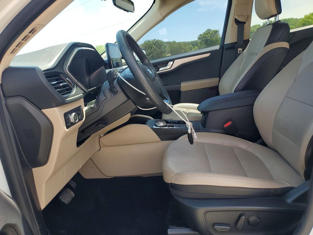 FORD ESCAPE SEL 2019