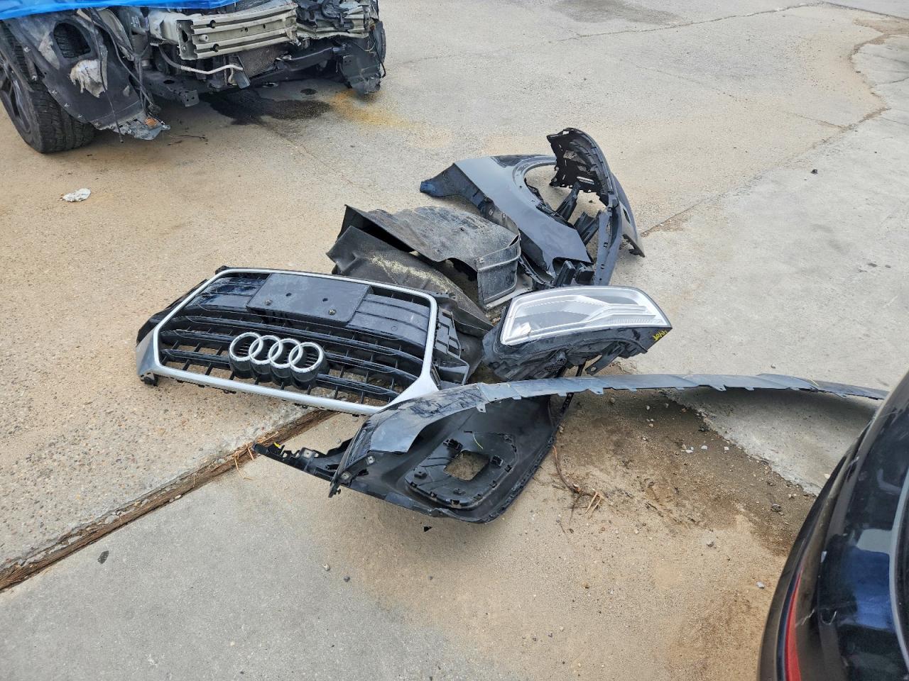 AUDI Q3 PREMIUM 2016