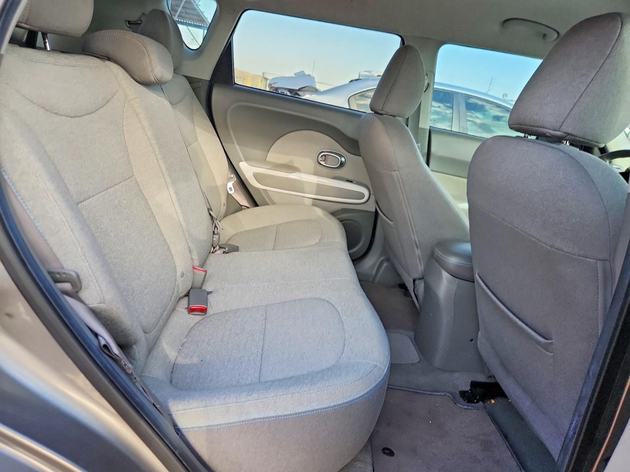 KIA SOUL EV BASE 2016