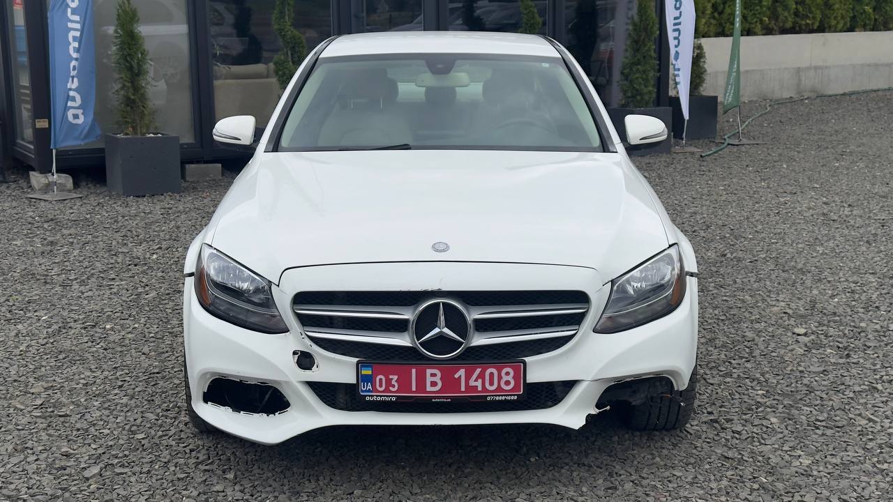 MERCEDES-BENZ C 300 2016