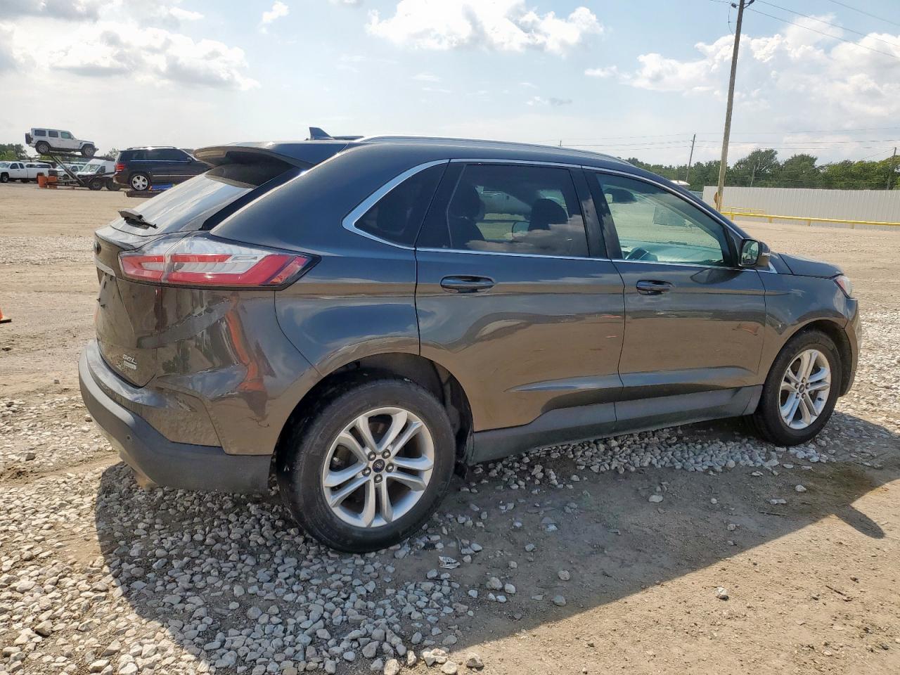 FORD EDGE SEL 2019