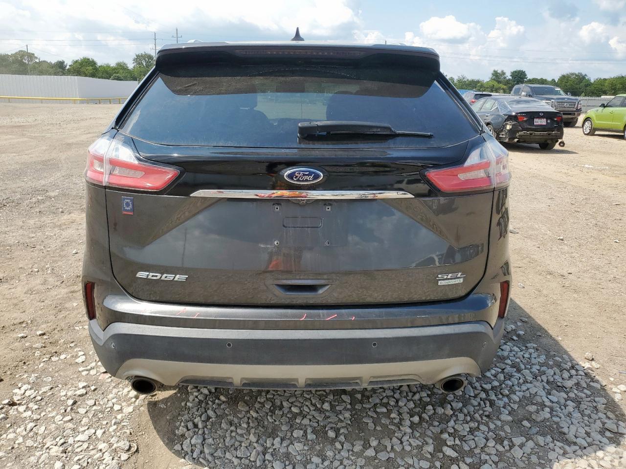 FORD EDGE SEL 2019