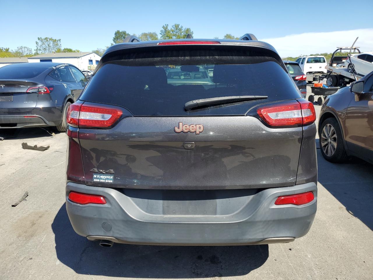 JEEP CHEROKEE LATITUDE 2016
