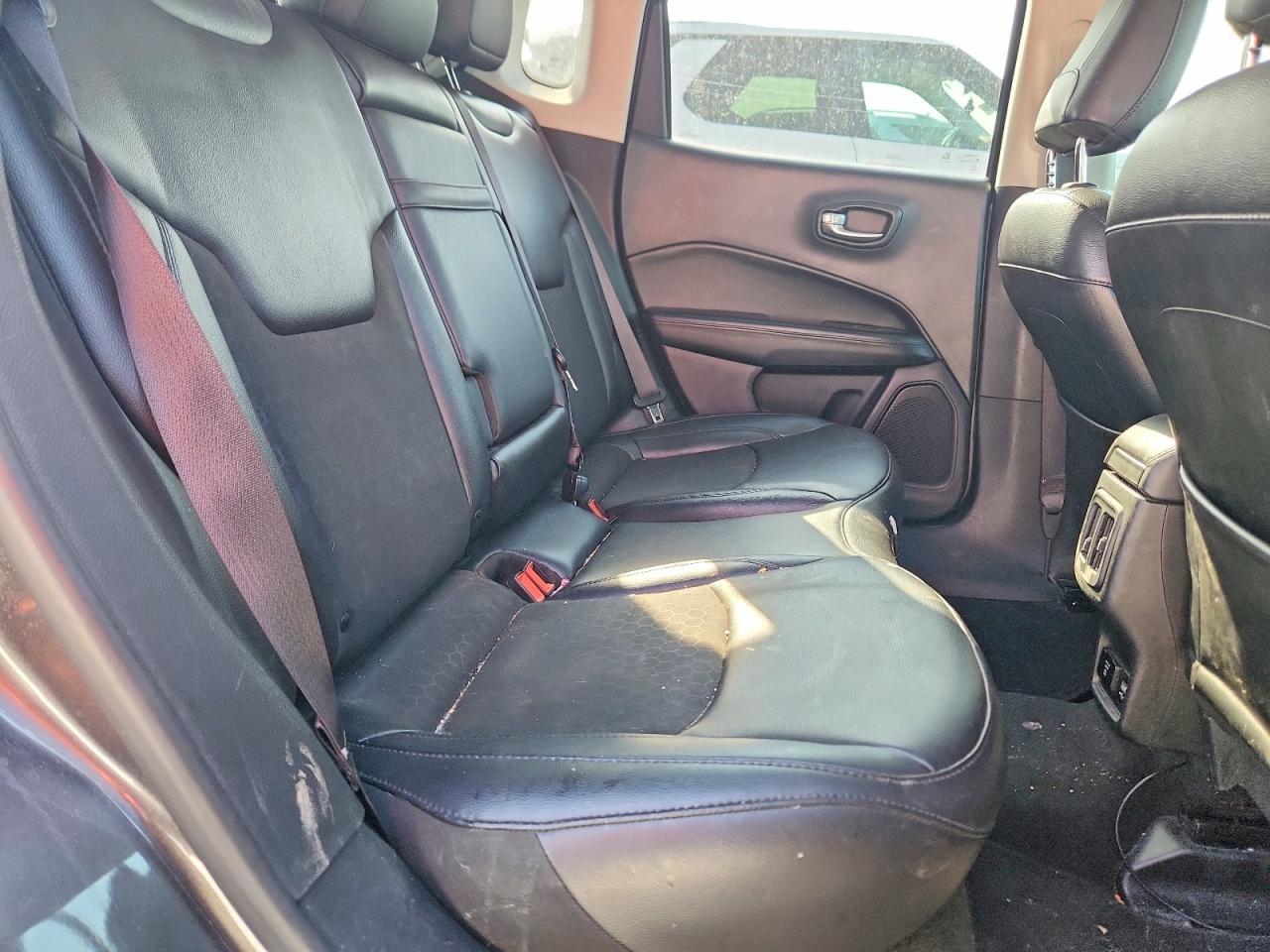 JEEP COMPASS LATITUDE 2018