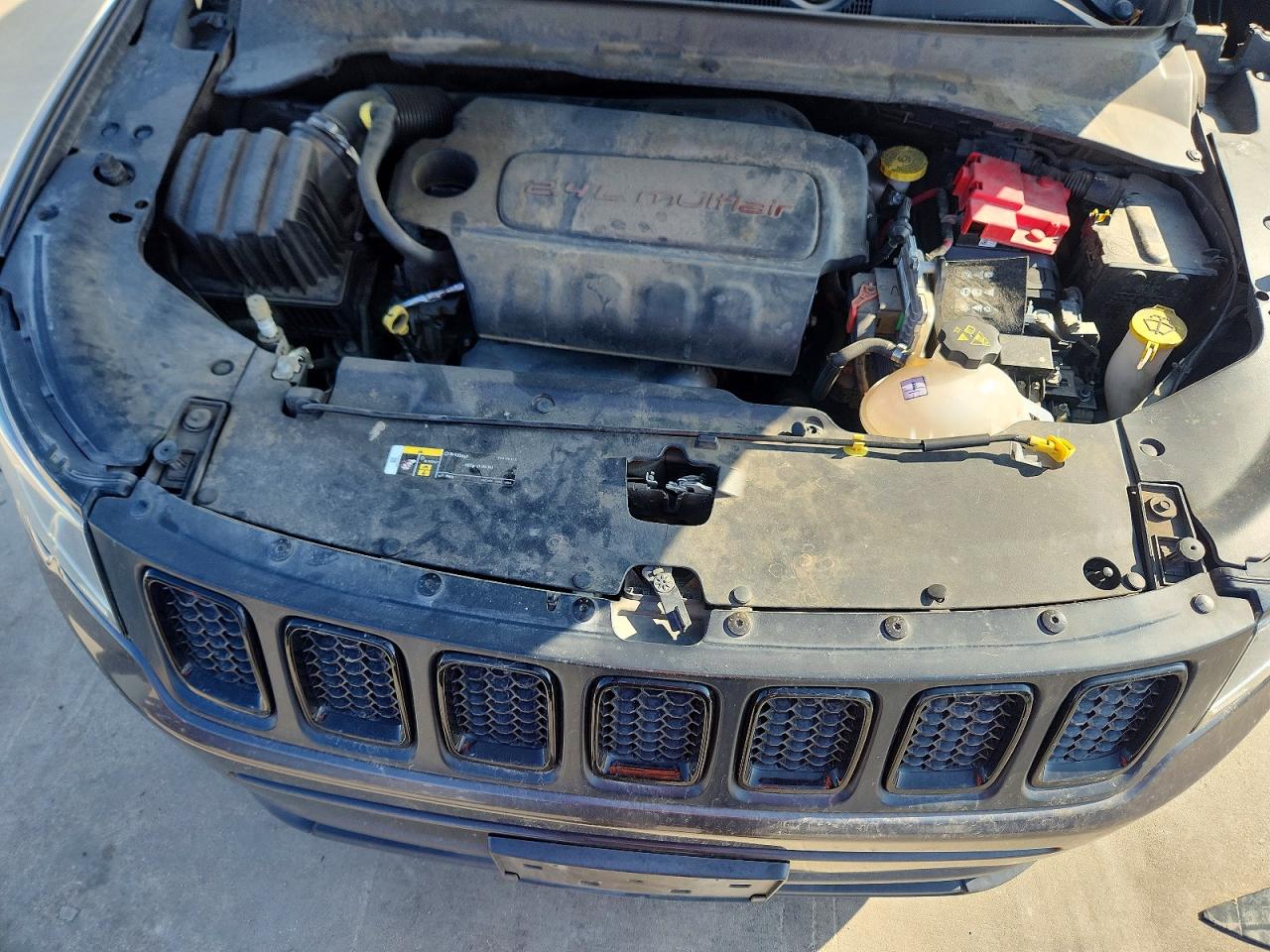 JEEP COMPASS LATITUDE 2018