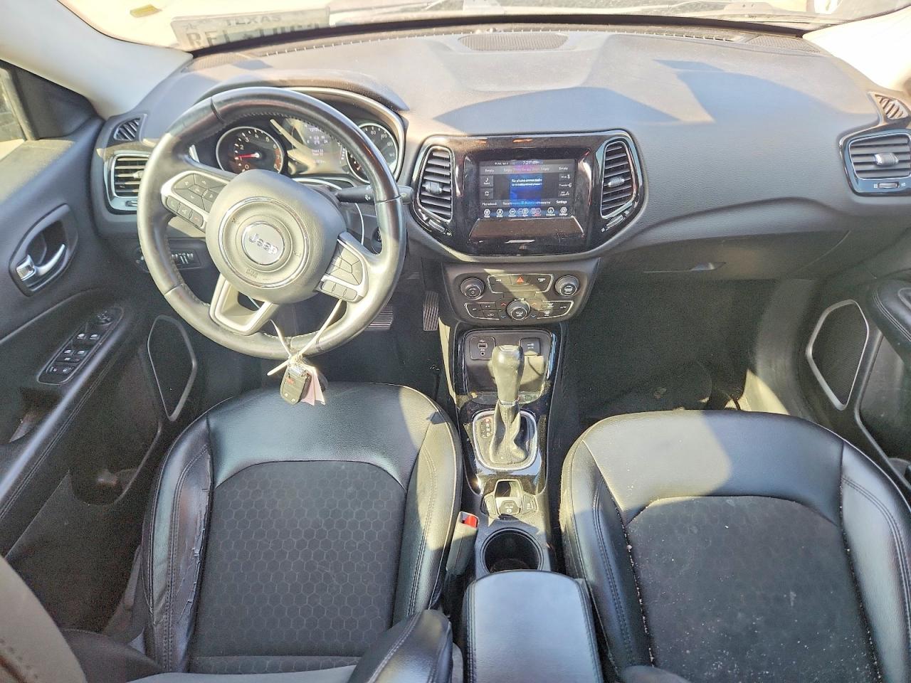 JEEP COMPASS LATITUDE 2018