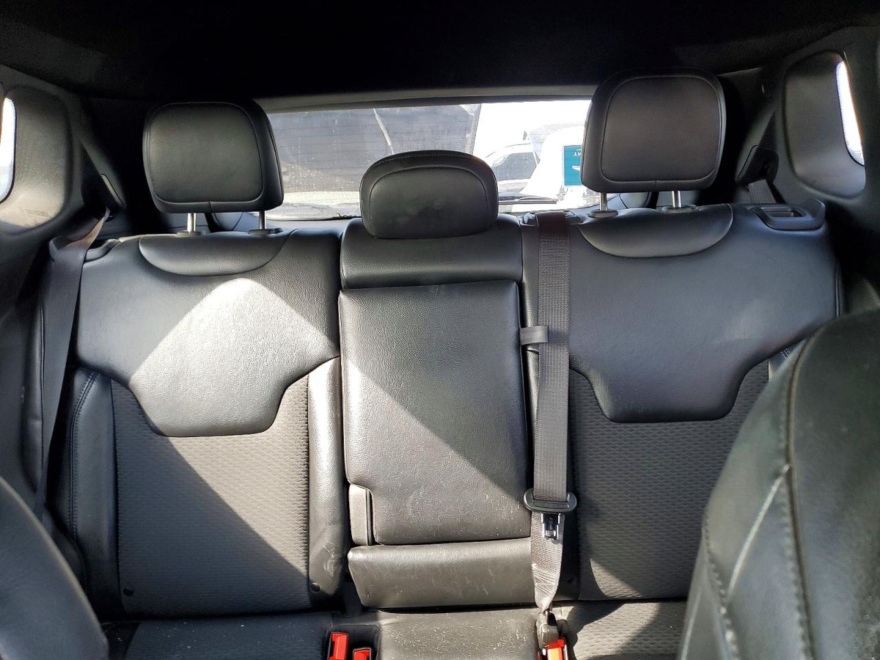 JEEP COMPASS LATITUDE 2023