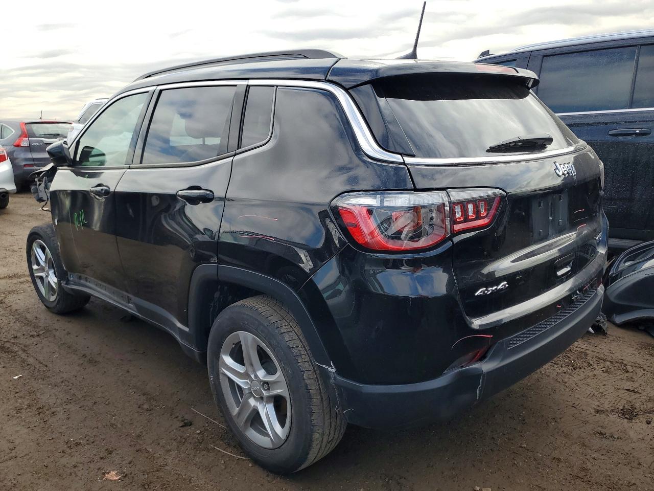 JEEP COMPASS LATITUDE 2023