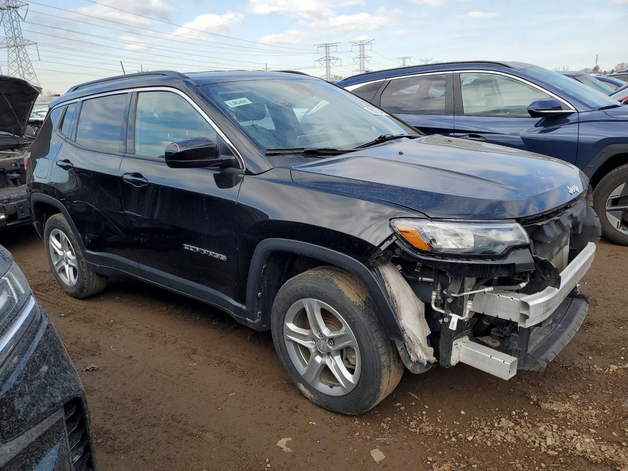 JEEP COMPASS LATITUDE 2023
