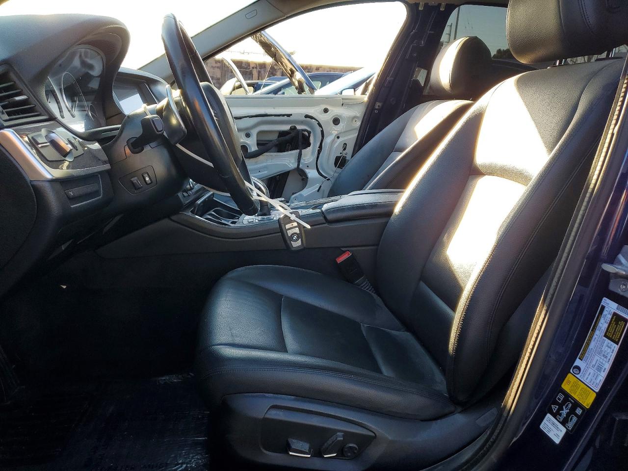 BMW 528 XI 2015