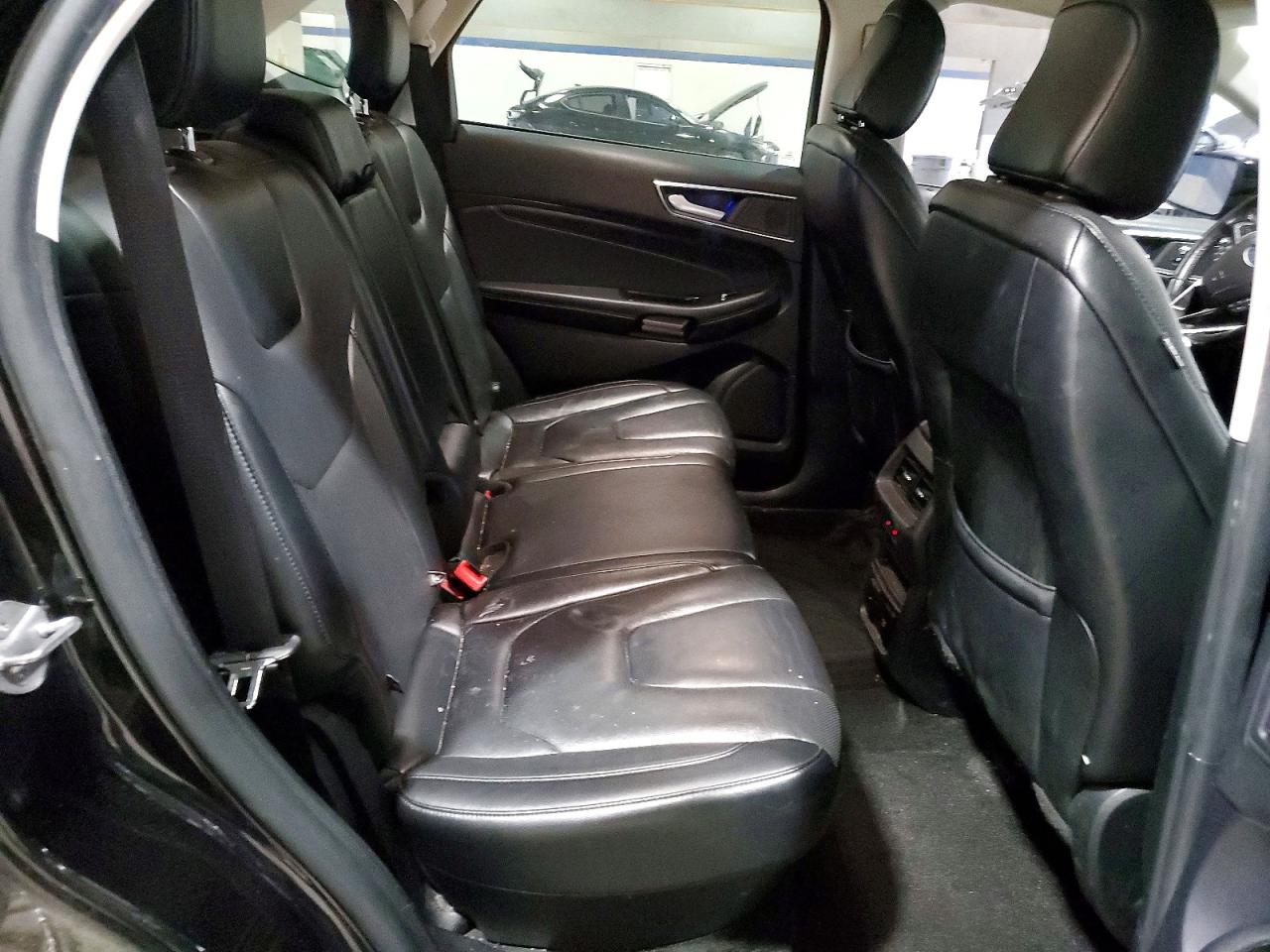 FORD EDGE TITANIUM 2019