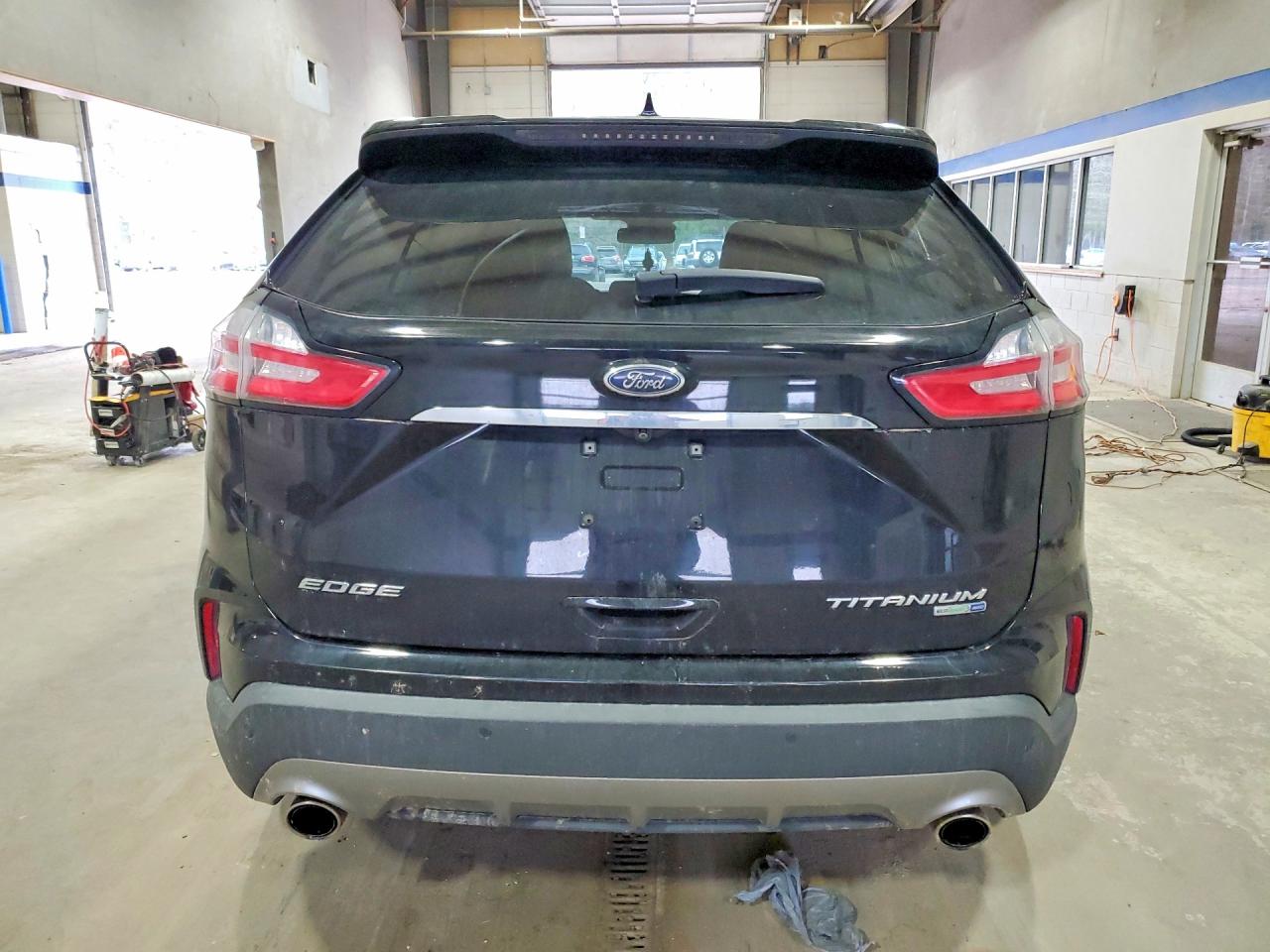 FORD EDGE TITANIUM 2019