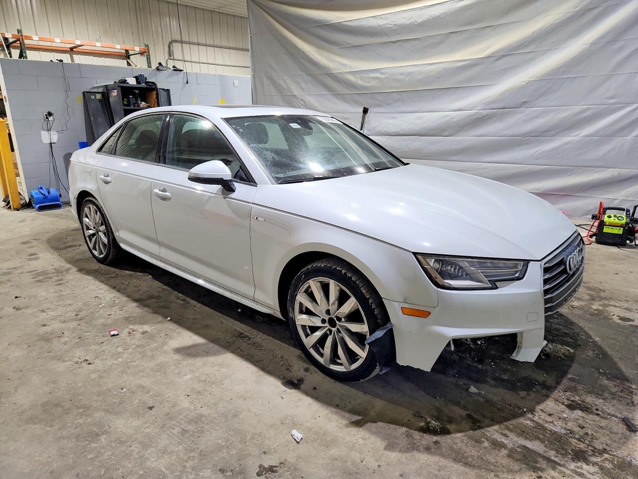AUDI A4 PREMIUM 2018