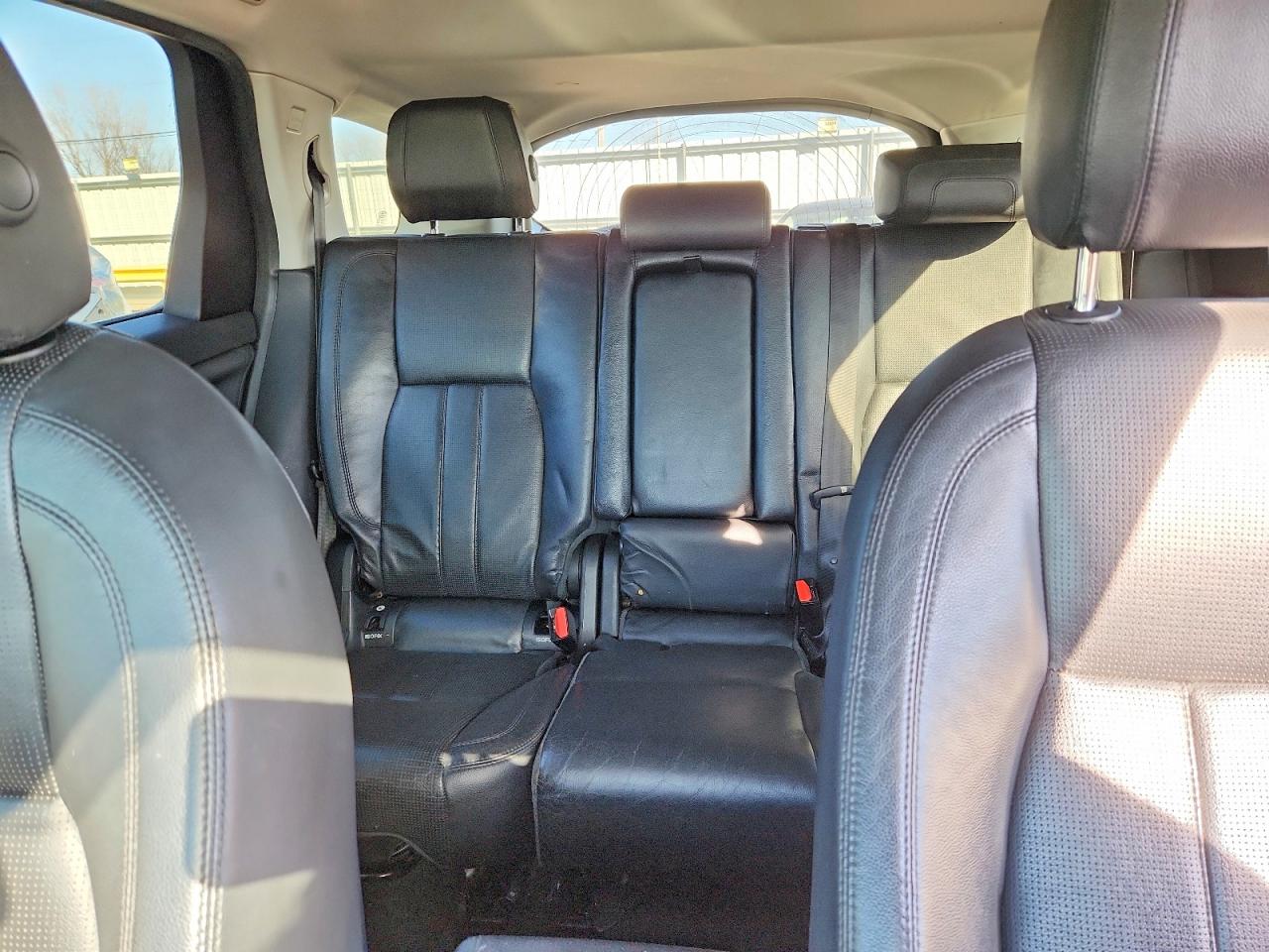 LAND ROVER DISCOVERY SPORT HSE 2015
