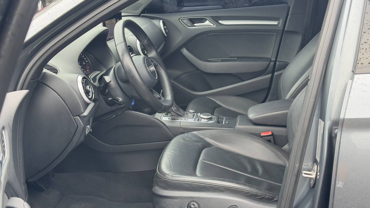 AUDI A3 PREMIUM 2016