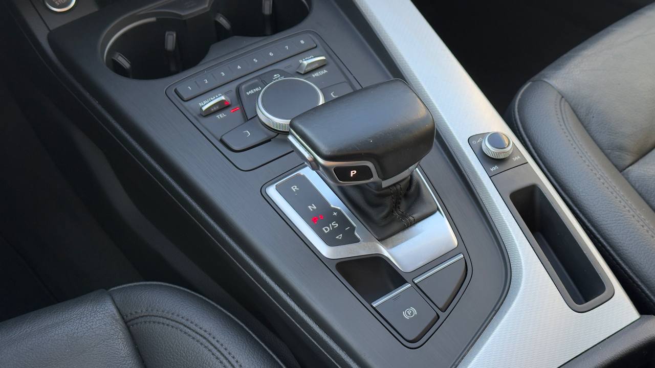 AUDI A4 PREMIUM 2016
