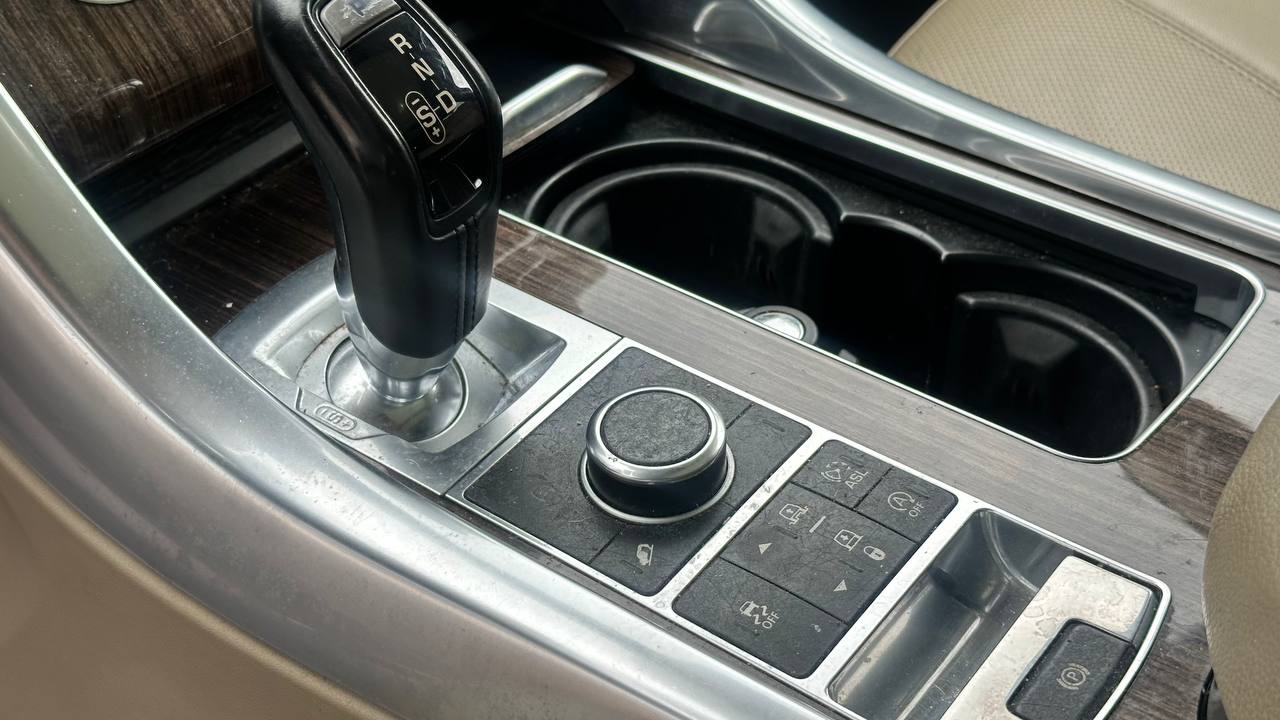 LAND ROVER RANGE ROVER SPORT SE 2014